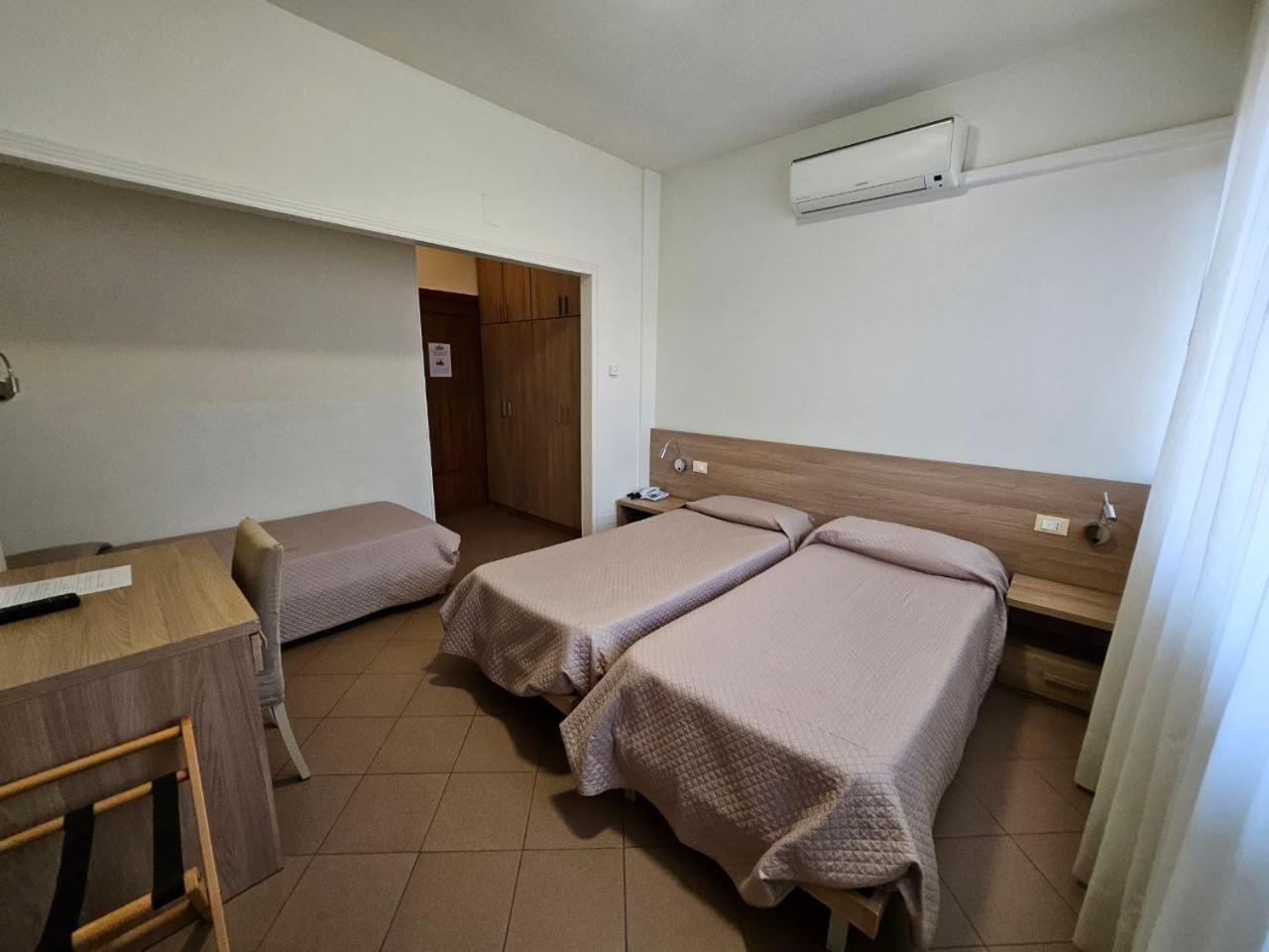 Albergo Nyers Perugia Exteriér fotografie