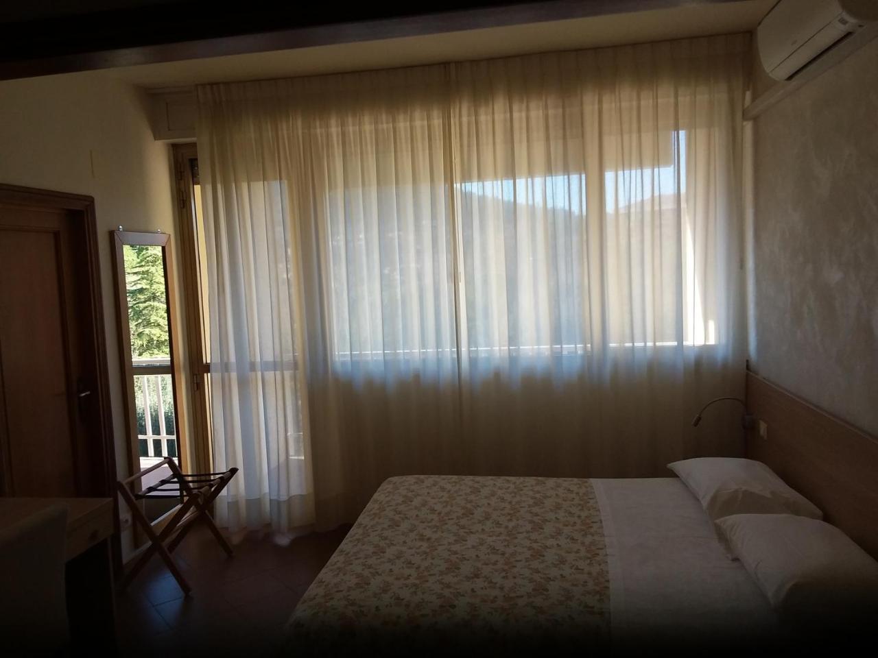 Albergo Nyers Perugia Exteriér fotografie