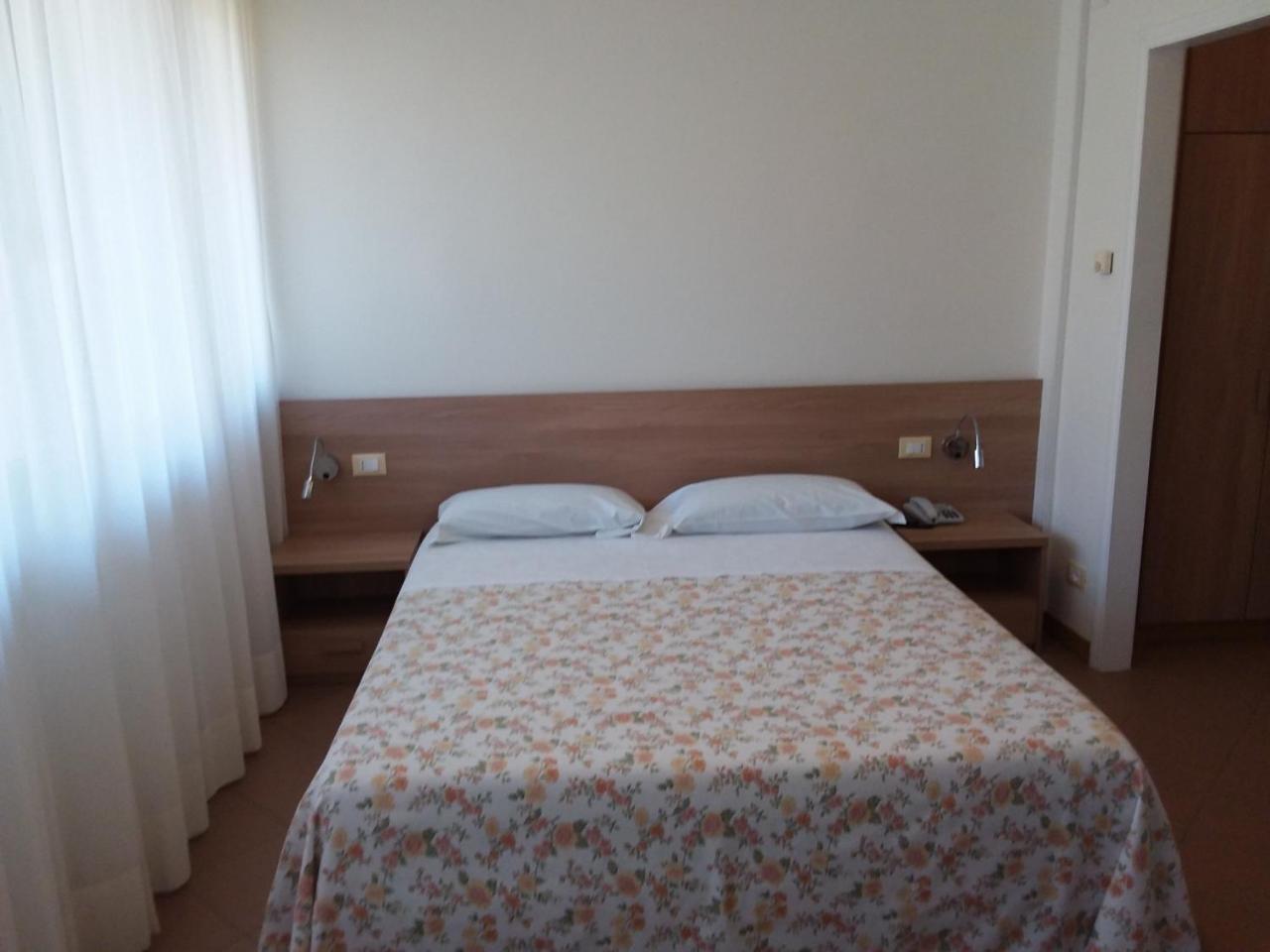 Albergo Nyers Perugia Exteriér fotografie