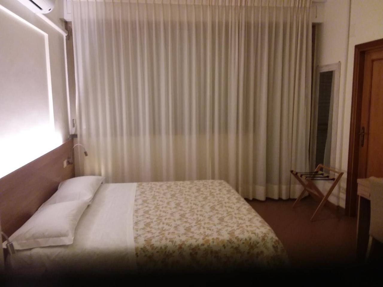 Albergo Nyers Perugia Exteriér fotografie
